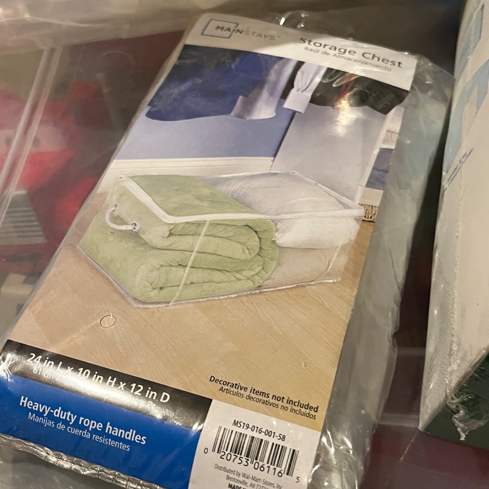 SPACE BAGS. - Picture 3 of 3